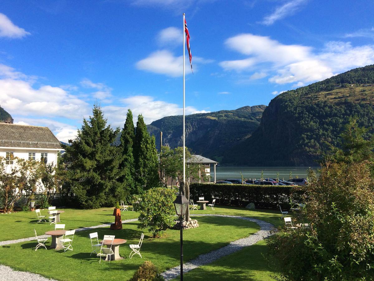 Torvis Hotel Luster Dış mekan fotoğraf