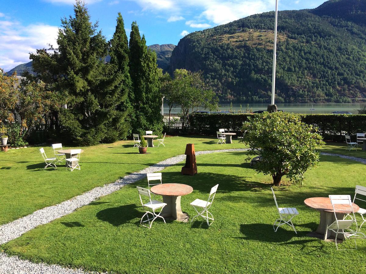 Torvis Hotel Luster Dış mekan fotoğraf