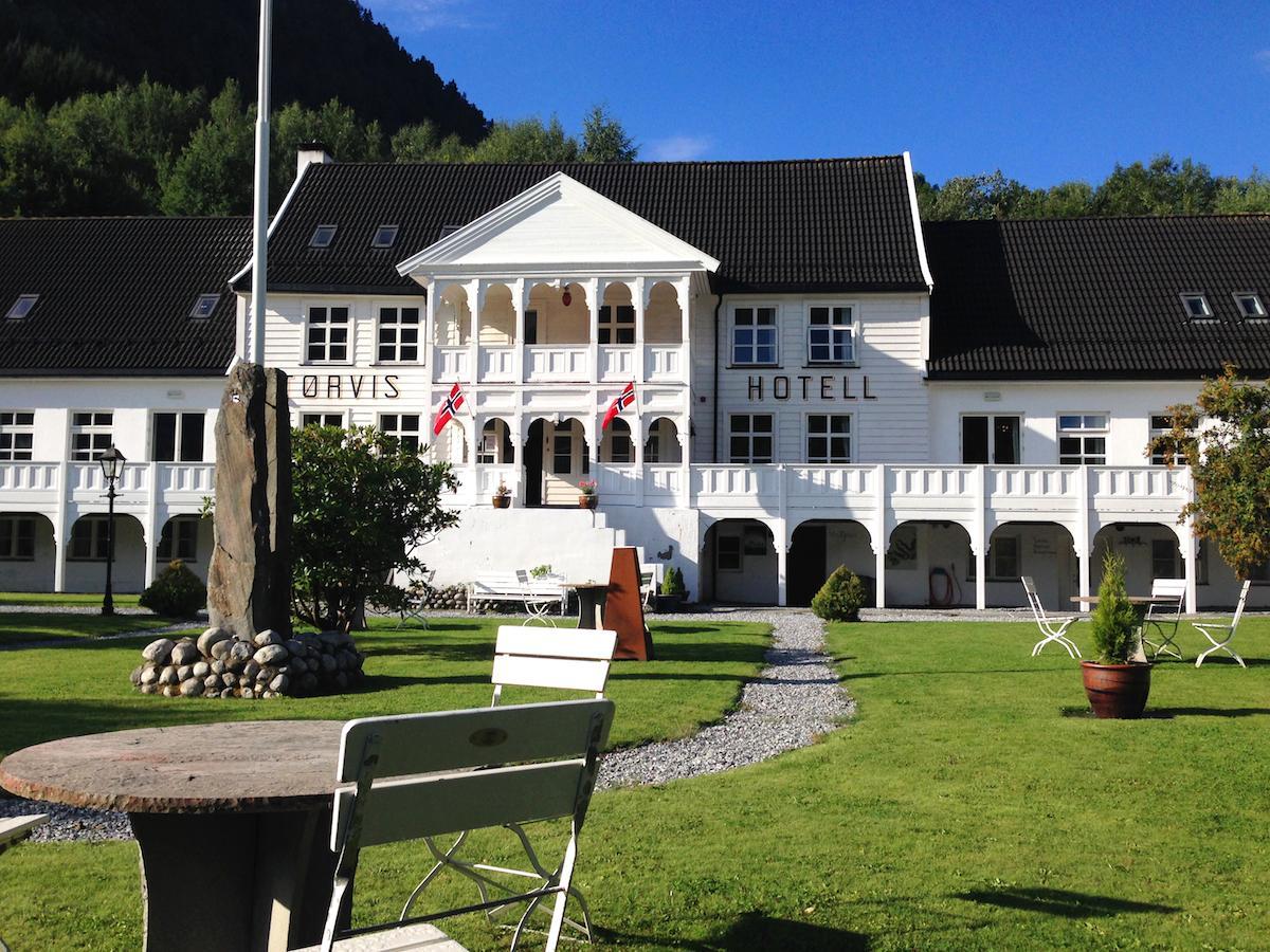 Torvis Hotel Luster Dış mekan fotoğraf